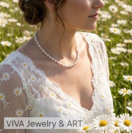 NASZYJNIK ZE SREBRA I KRALIKÓW AKRYLOWYCH